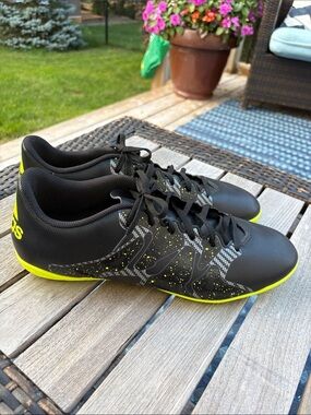 adidas x 15.4 Black with Neon Yellow Indoor Soccer Shoes size 12